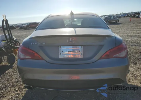 2015 Mercedes-Benz Cla 250 z USA, uszkodzony, nr VIN WDDSJ4EB4FN165297